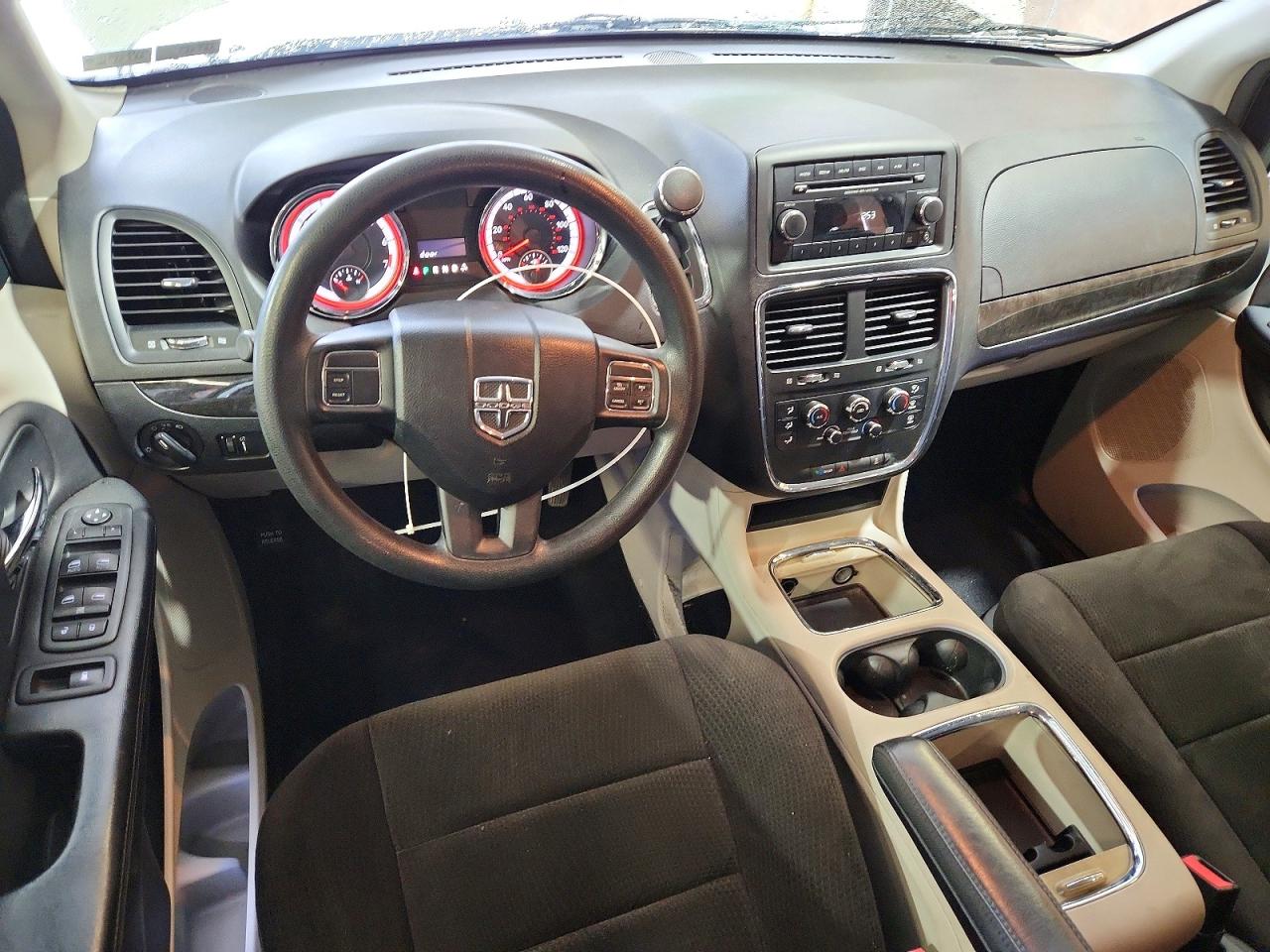 2012 DODGE GRAND CARAVAN SXT photo 15
