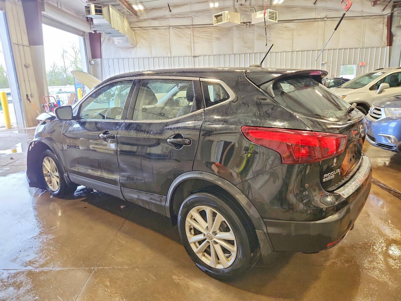2018 NISSAN ROGUE SPORT S photo 4