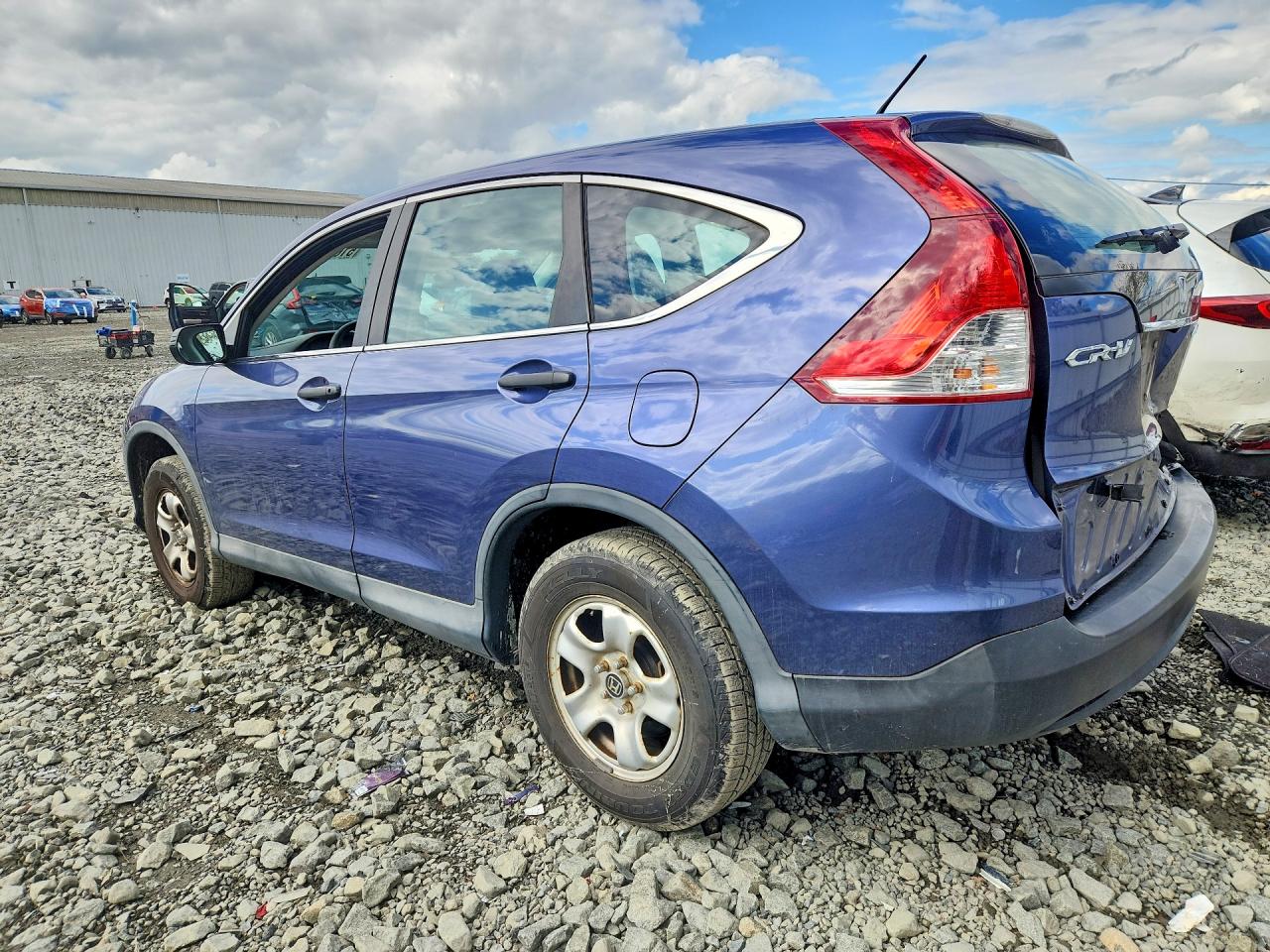 2013 HONDA CR-V LX photo 4