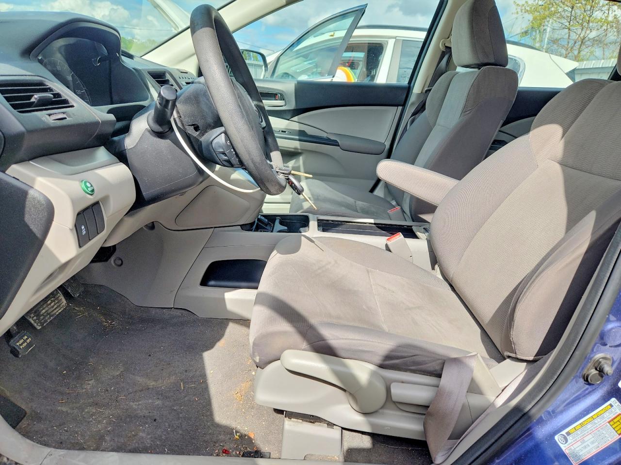 2013 HONDA CR-V LX photo 19