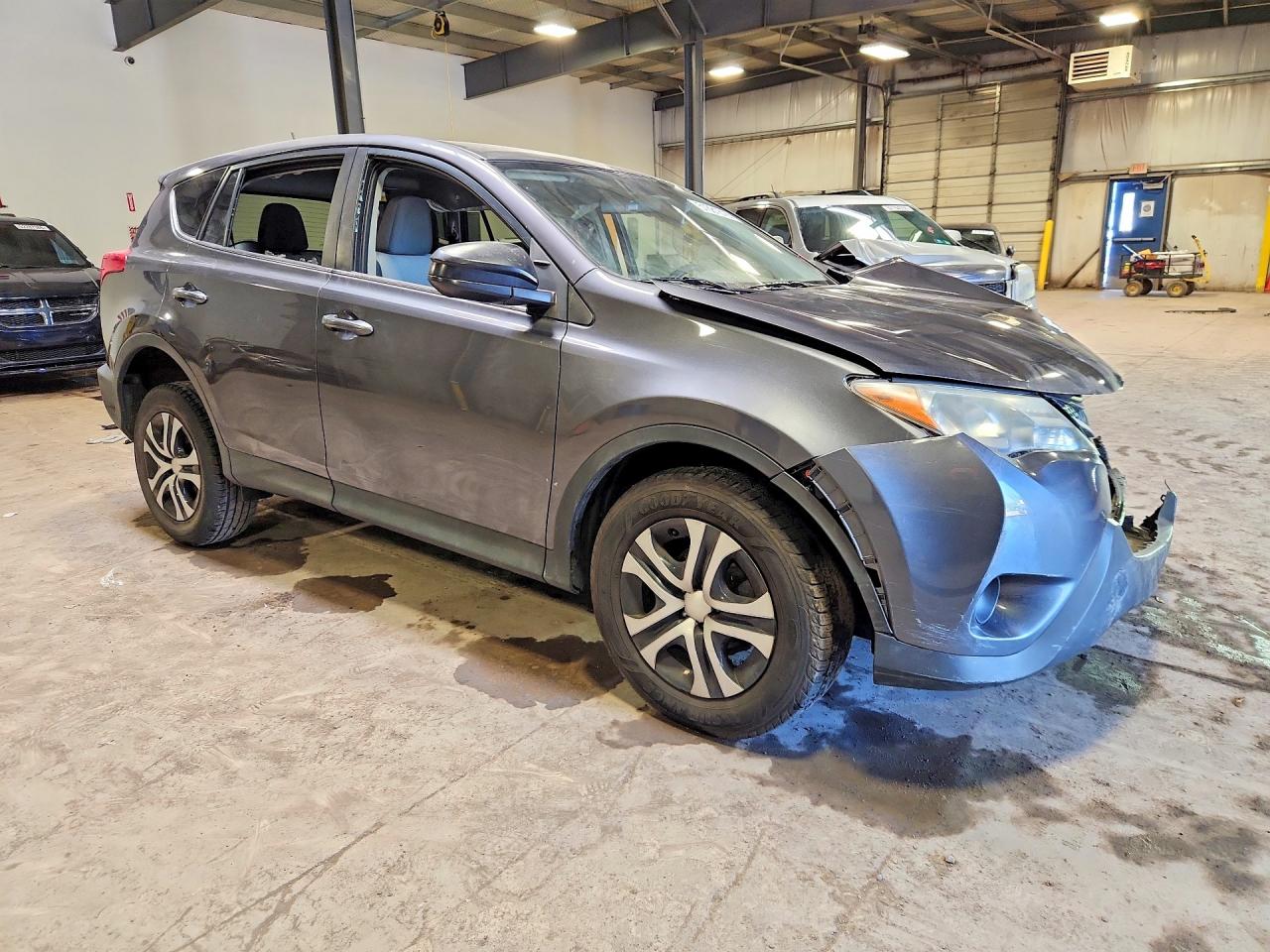 2013 TOYOTA RAV4 LE photo 4
