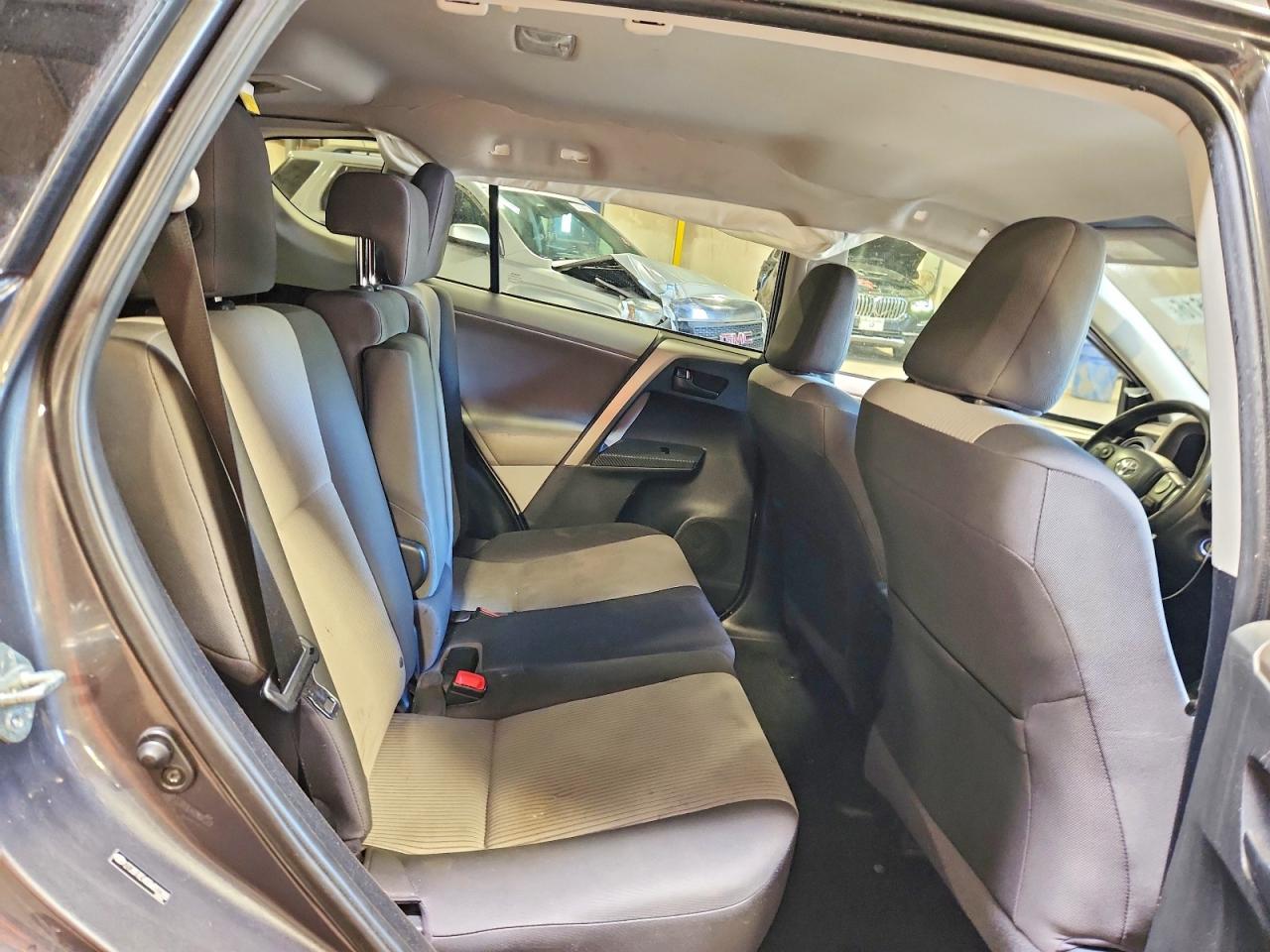 2013 TOYOTA RAV4 LE photo 11