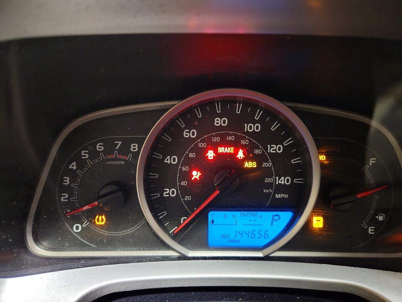 2013 TOYOTA RAV4 LE photo 9