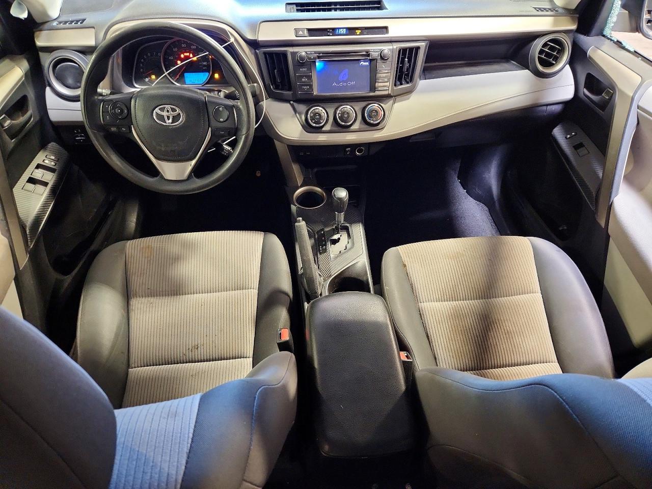 2013 TOYOTA RAV4 LE photo 8