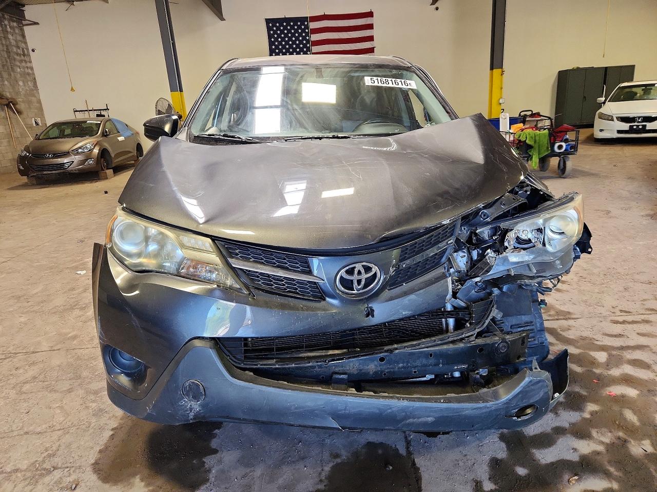 2013 TOYOTA RAV4 LE photo 5