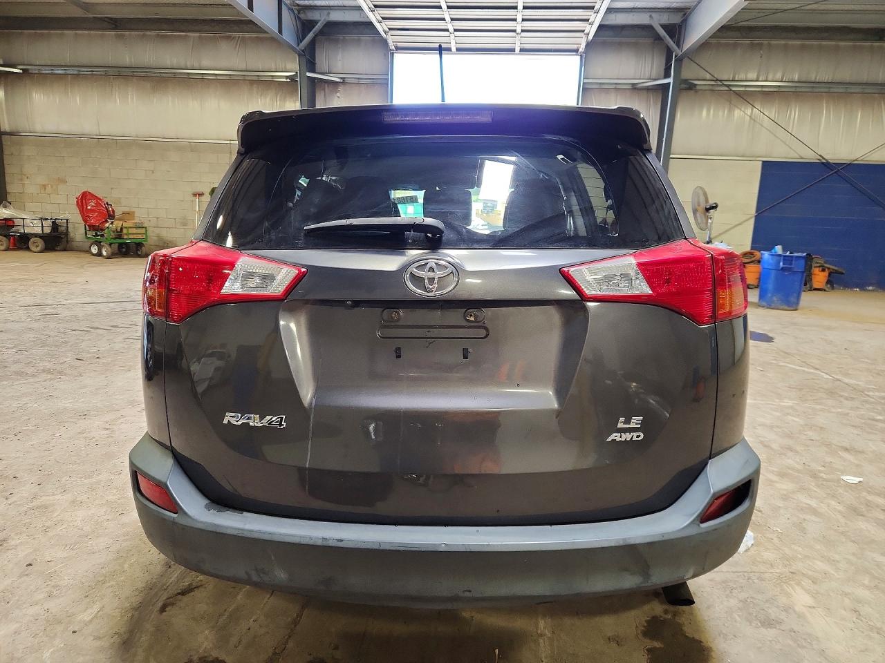 2013 TOYOTA RAV4 LE photo 6