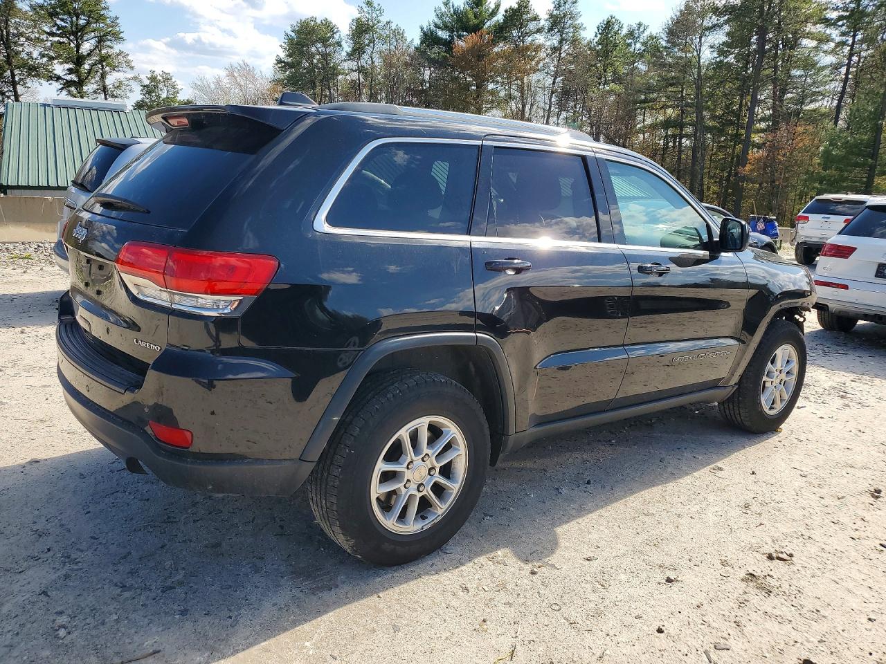 2018 JEEP GRAND CHEROKEE LAREDO photo 5