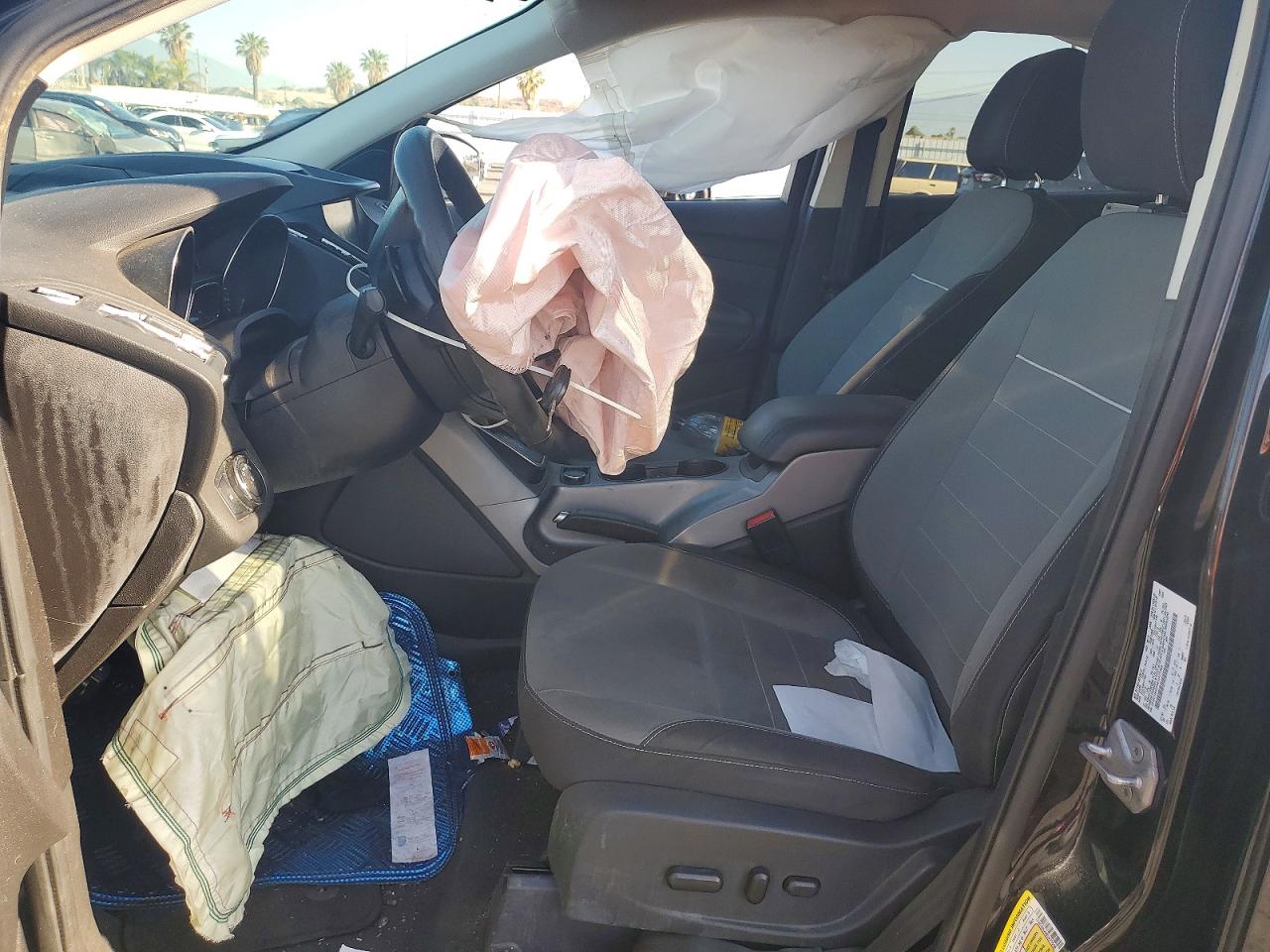 2014 FORD ESCAPE SE photo 19