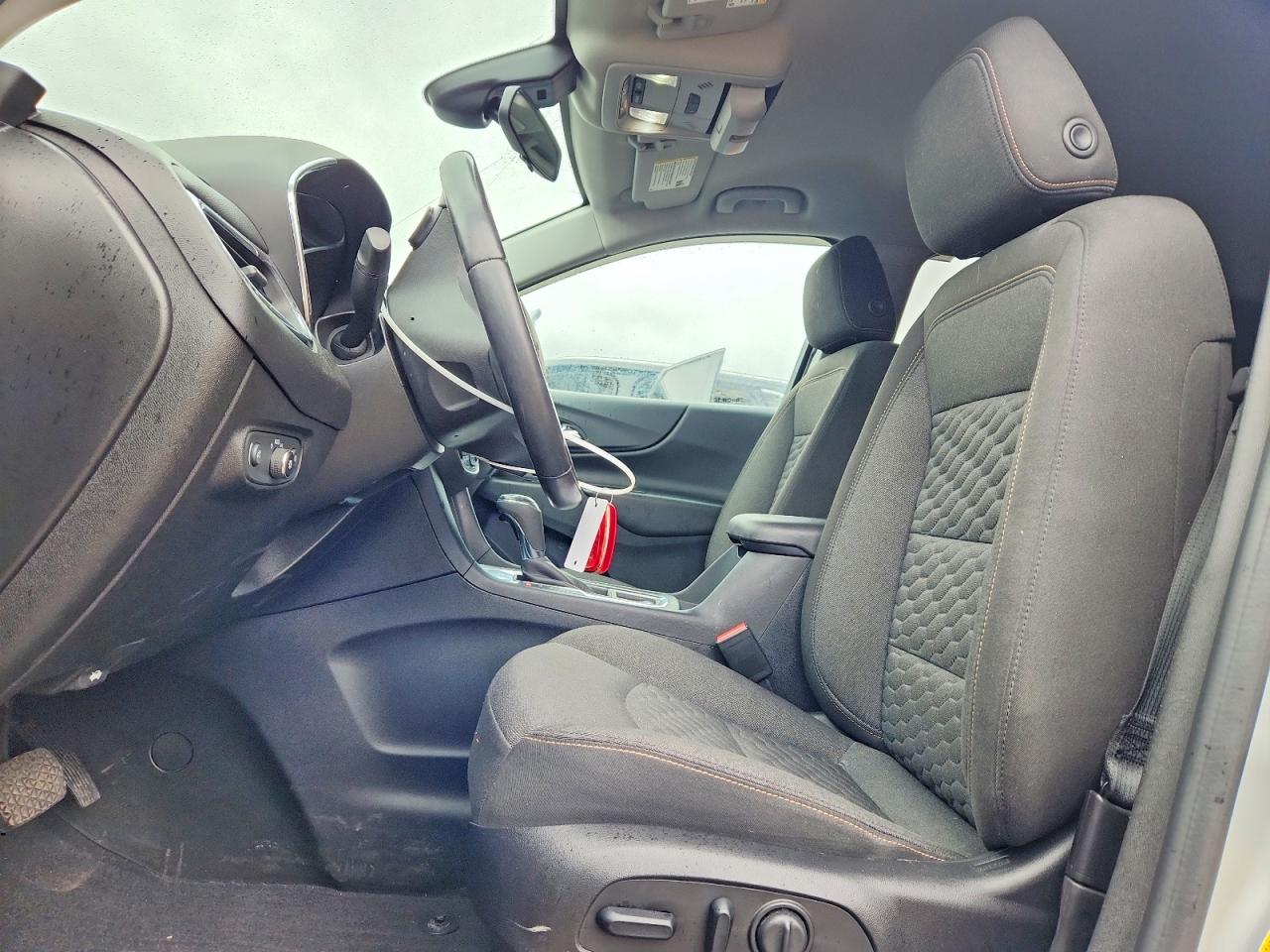 2020 CHEVROLET EQUINOX LT photo 19