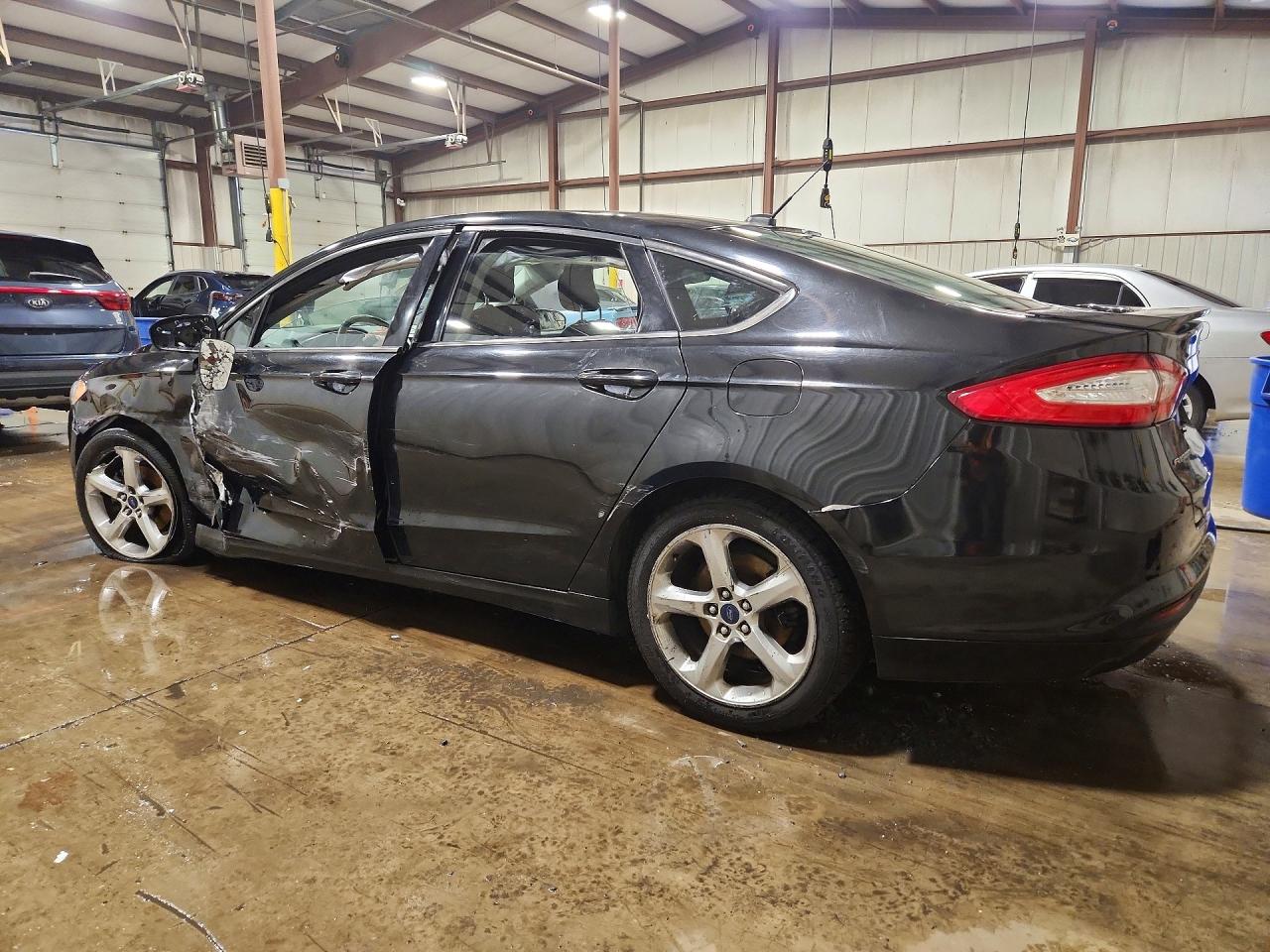 2014 FORD FUSION SE photo 4