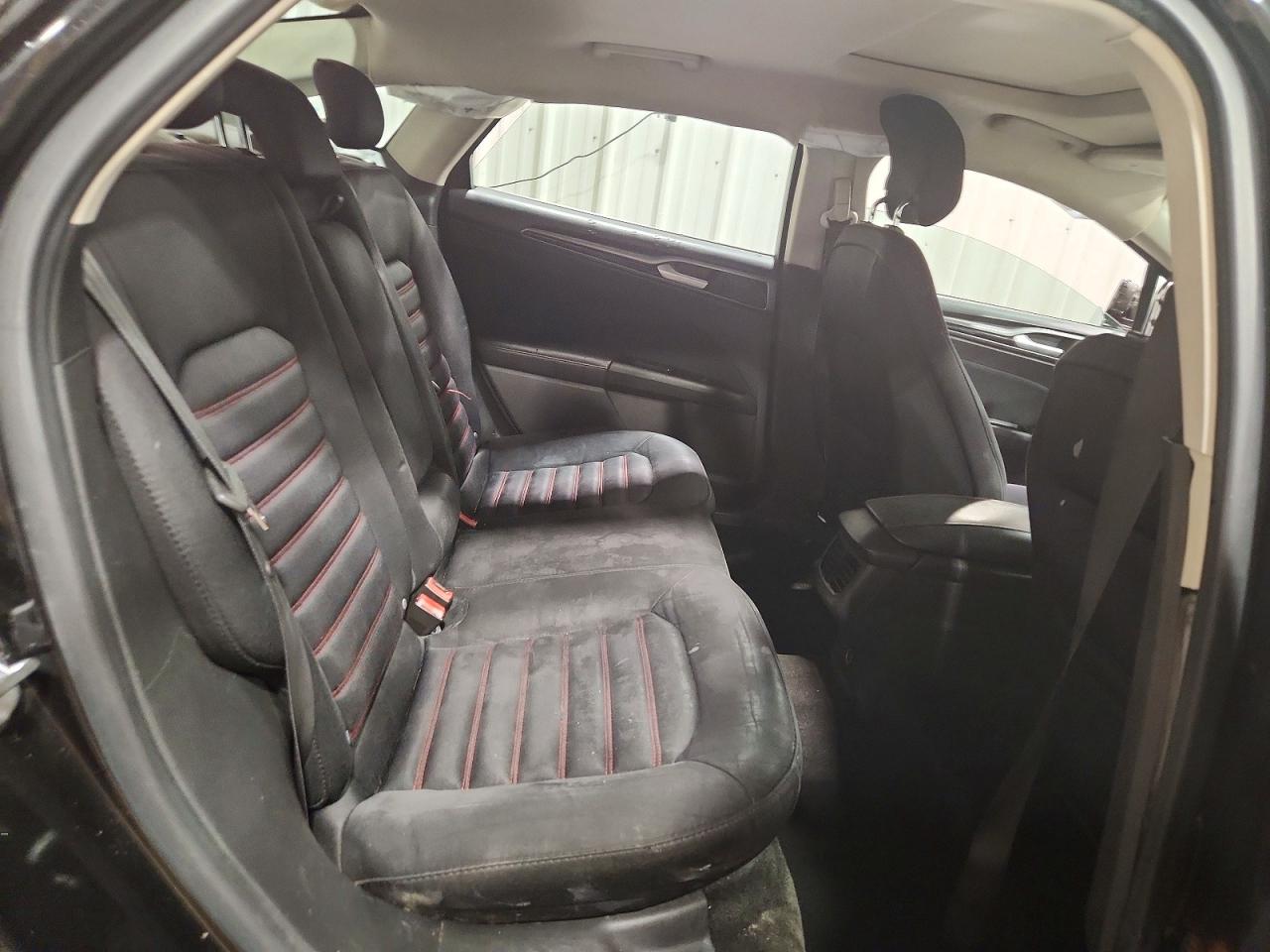 2014 FORD FUSION SE photo 28