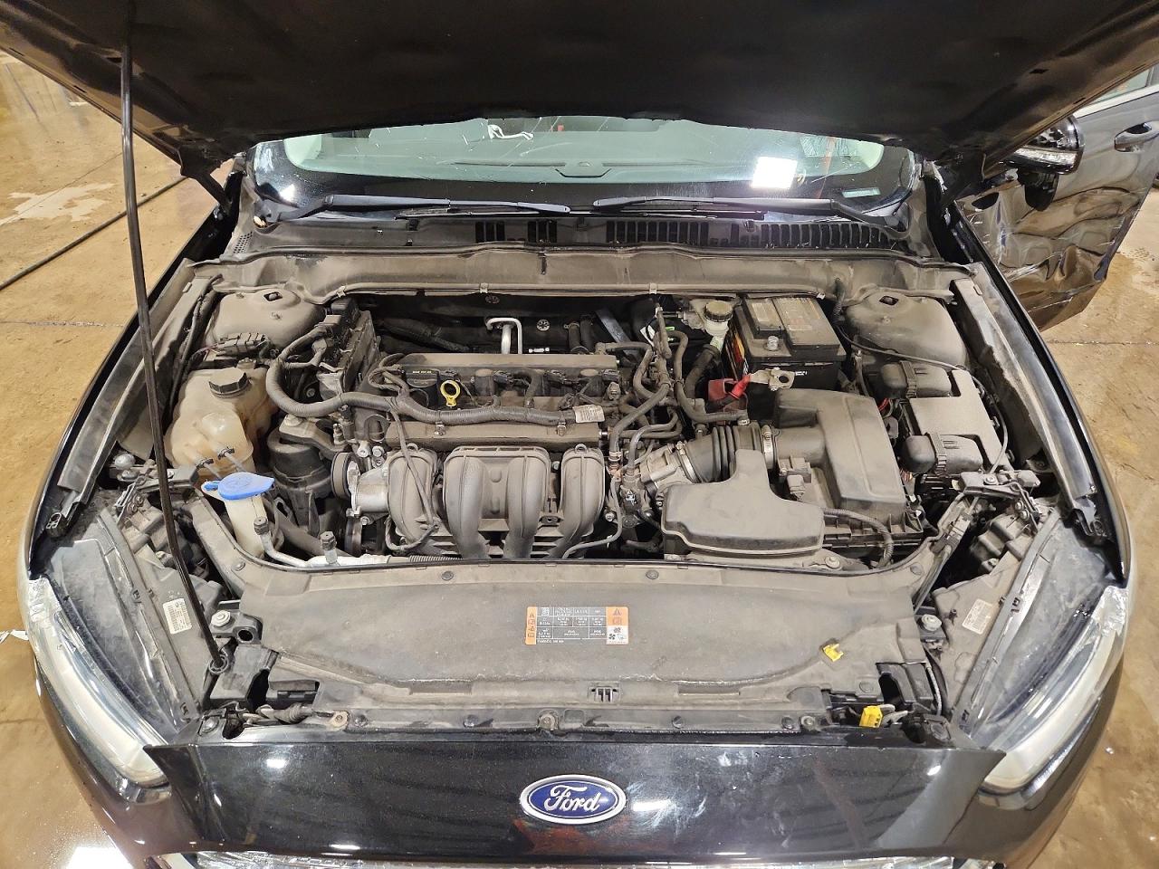 2014 FORD FUSION SE photo 31