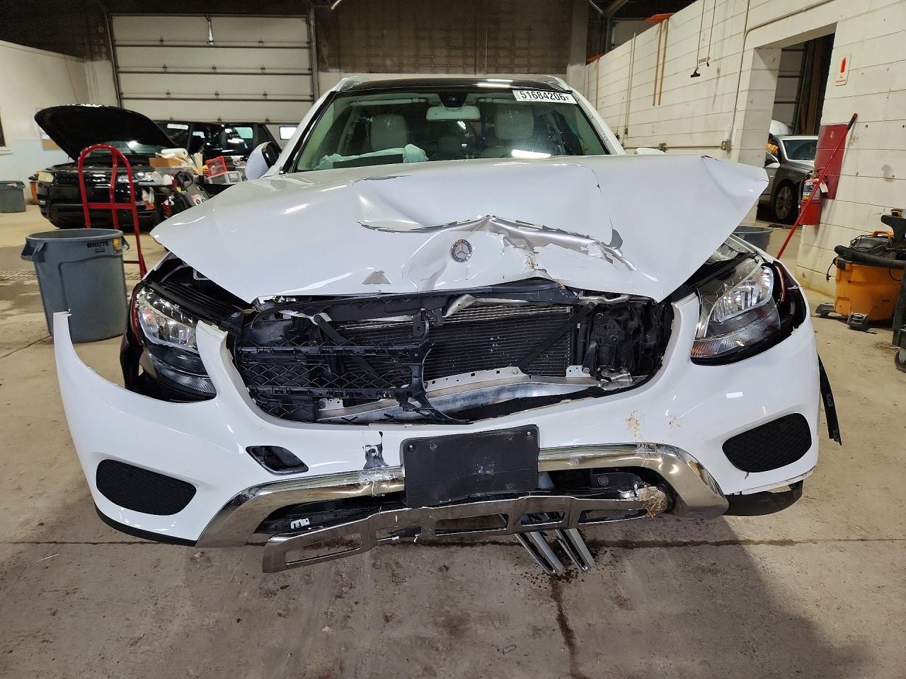 2016 MERCEDES-BENZ GLC 300 4MATIC photo 13