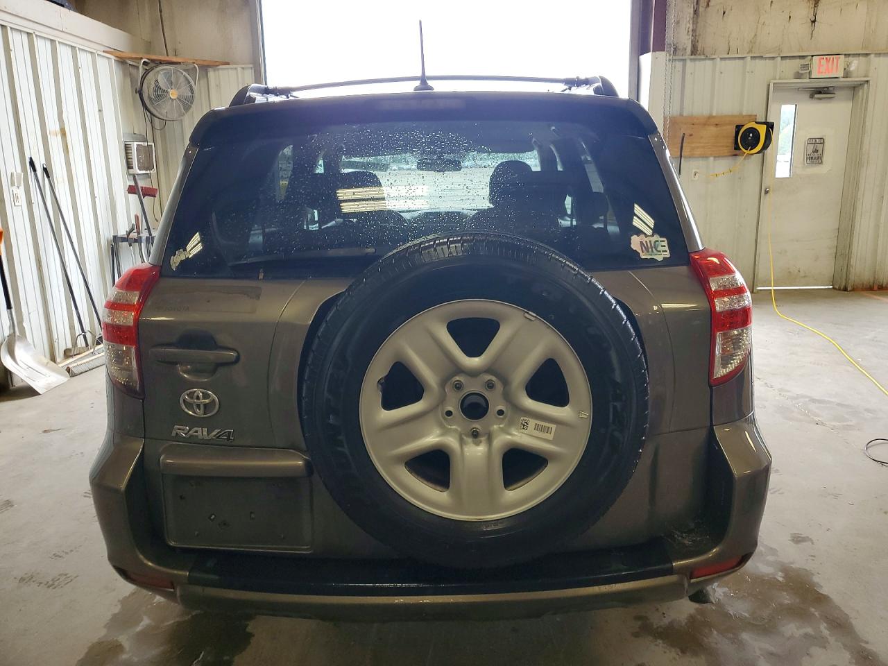 2011 TOYOTA RAV4 BASE photo 16