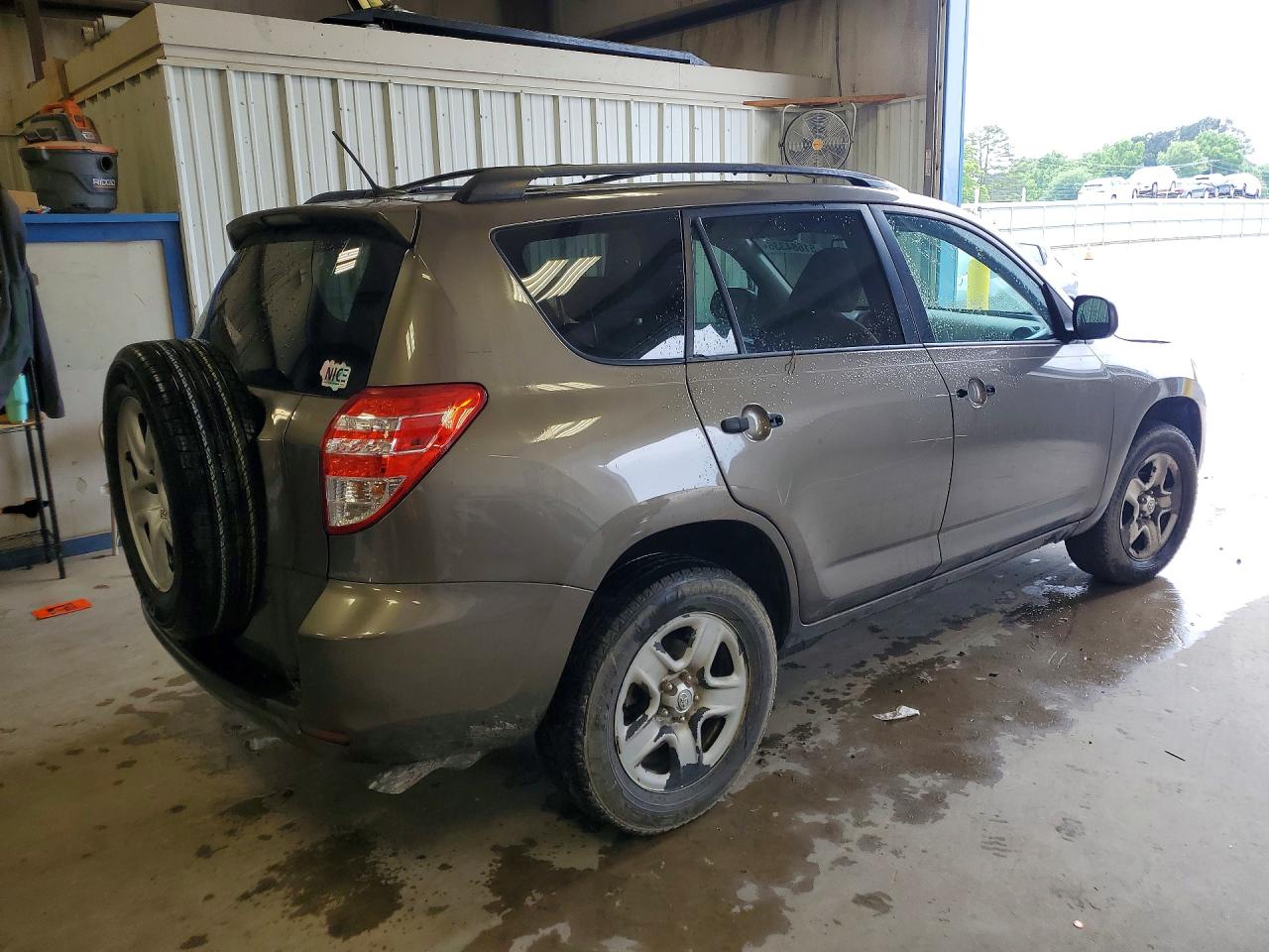 2011 TOYOTA RAV4 BASE photo 7