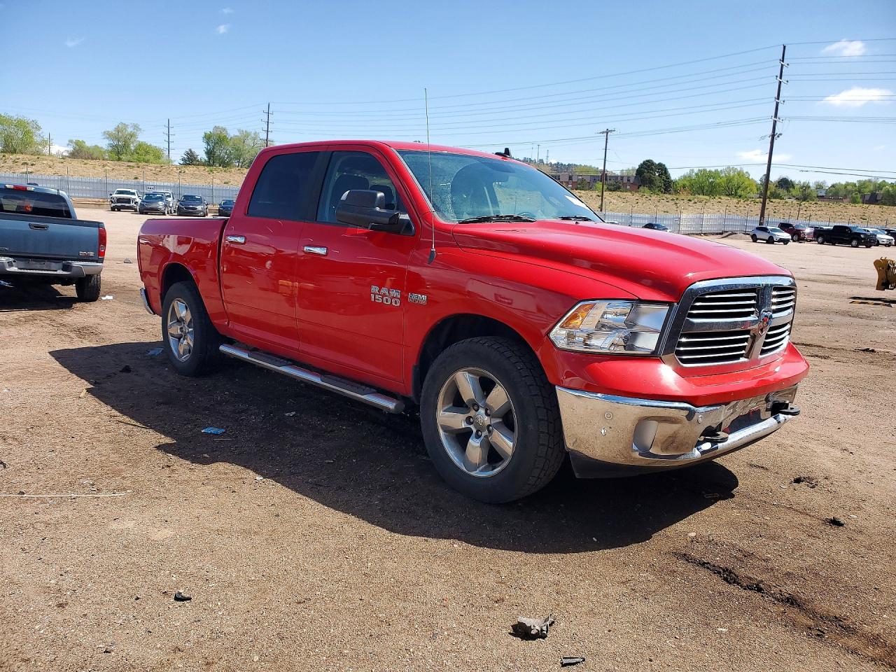 2016 RAM 1500 SLT photo 7