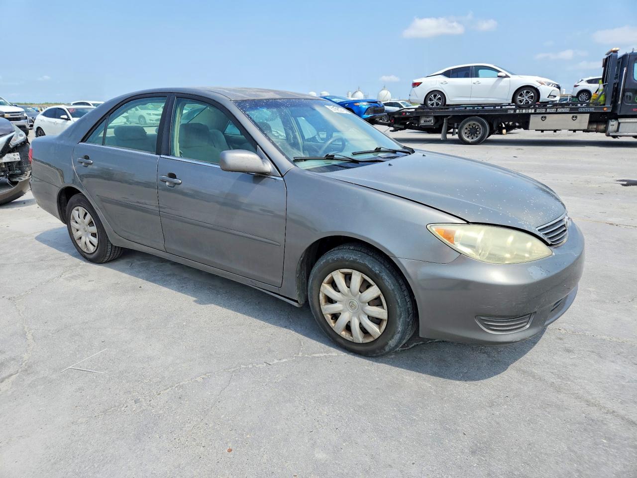 2006 TOYOTA CAMRY LE photo 7