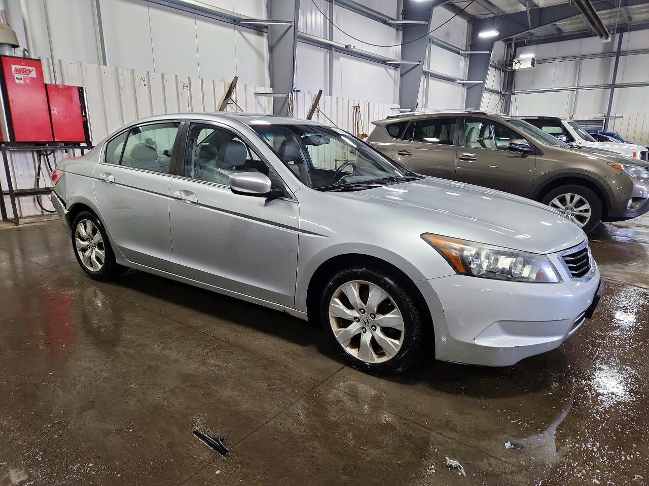 2010 HONDA ACCORD EXL photo 7