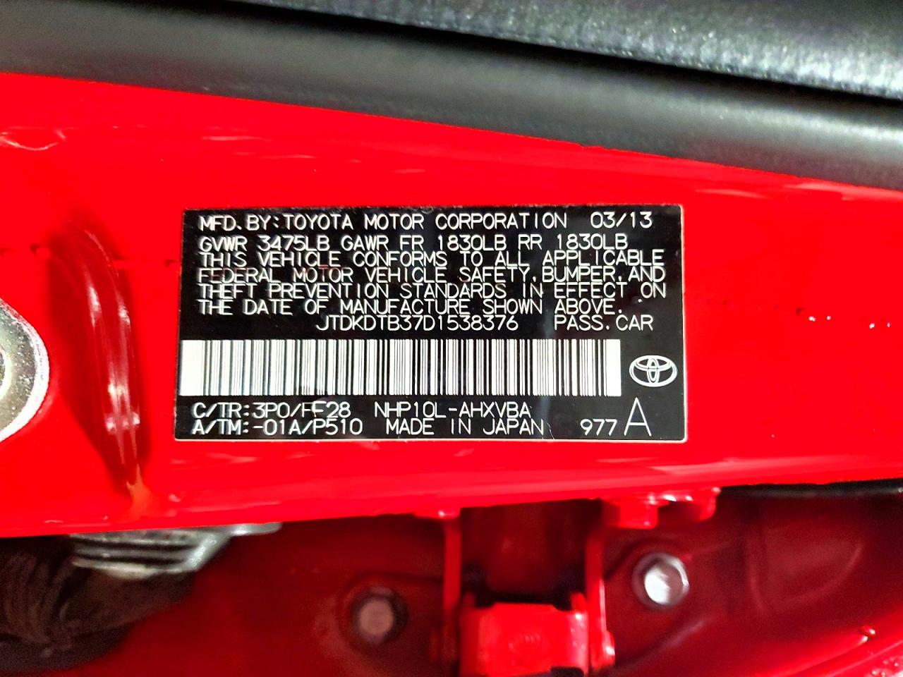 2013 TOYOTA PRIUS C TWO photo 23