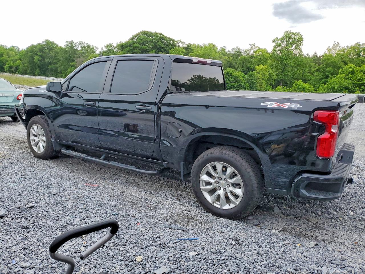 2023 CHEVROLET SILVERADO K1500 CUSTOM photo 3