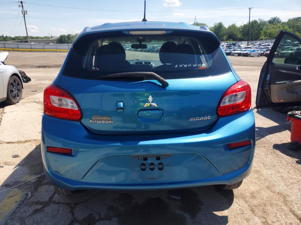 2018 MITSUBISHI MIRAGE ES photo 11