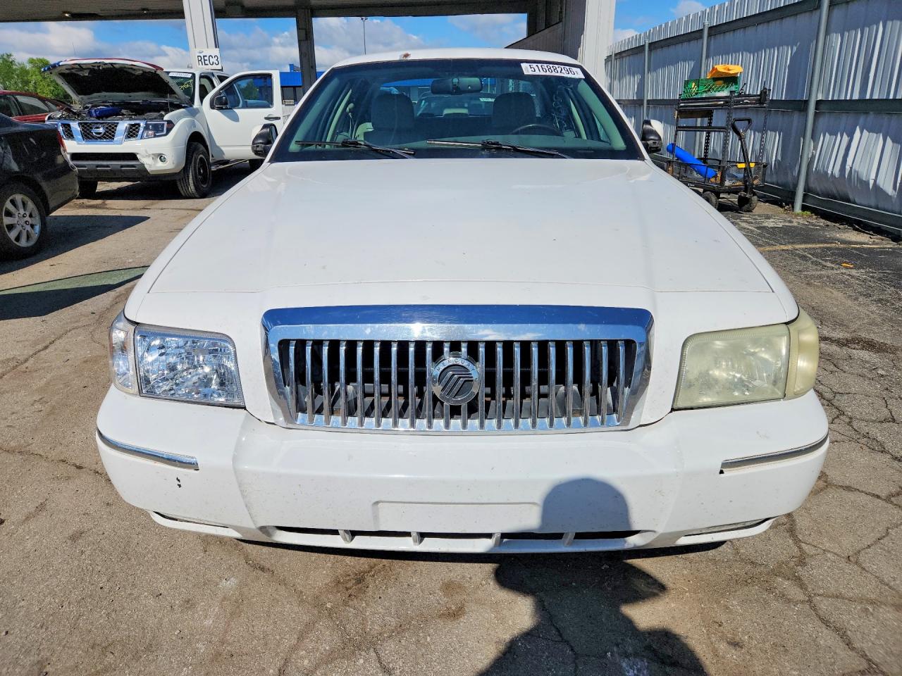 2010 MERCURY GRAND MARQUIS LS photo 9