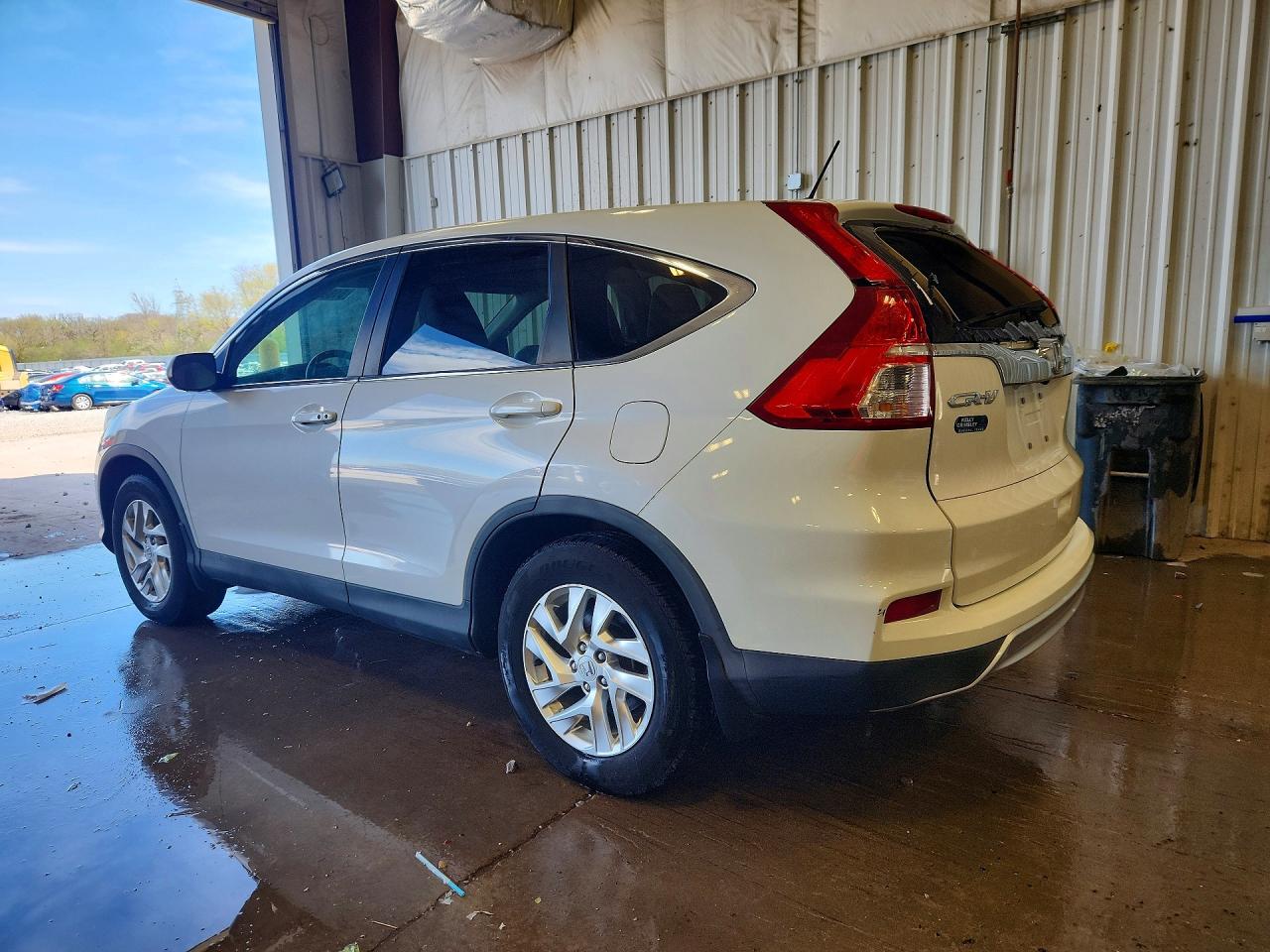 2015 HONDA CR-V photo 3