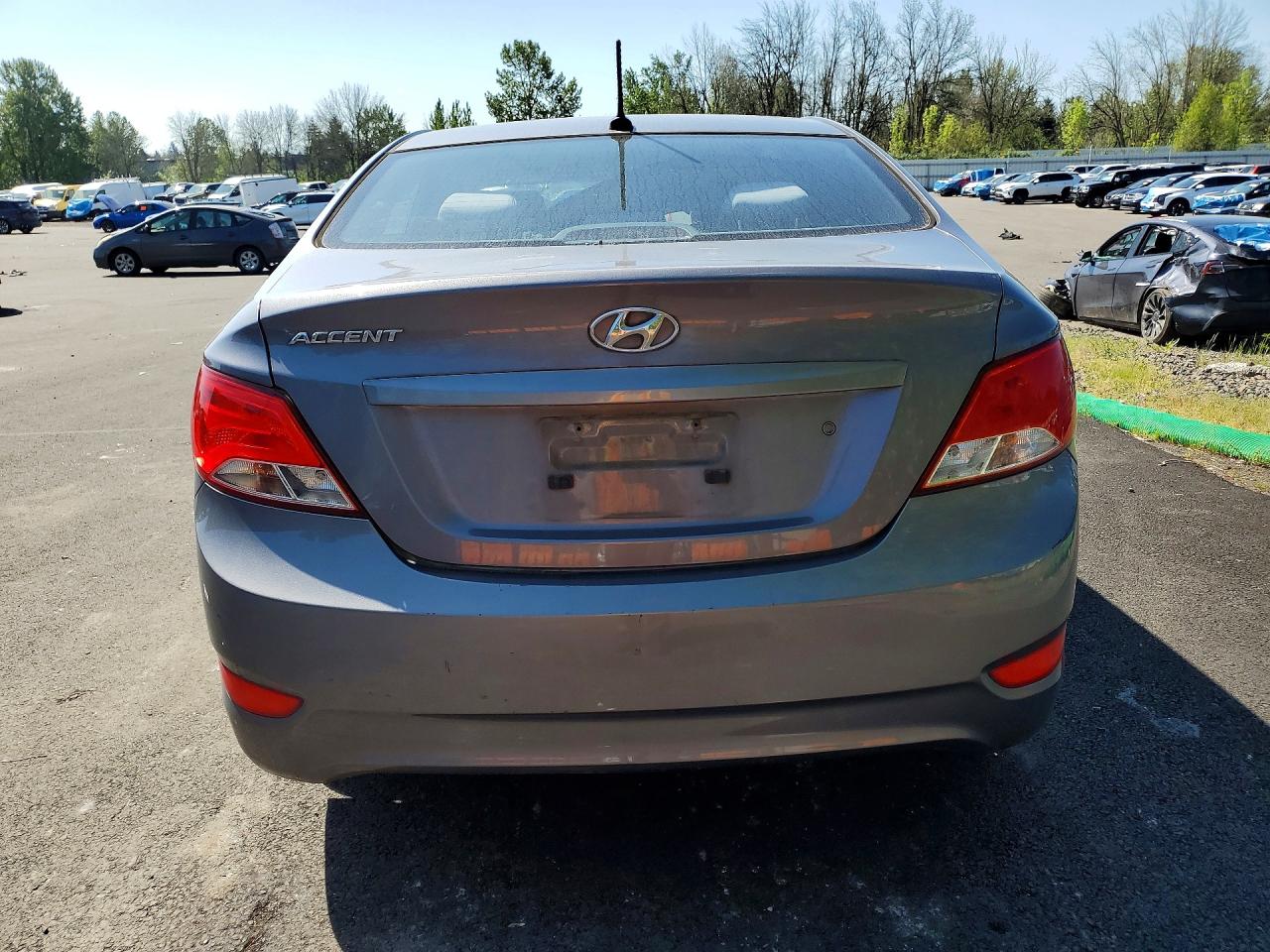2016 HYUNDAI ACCENT SE photo 11