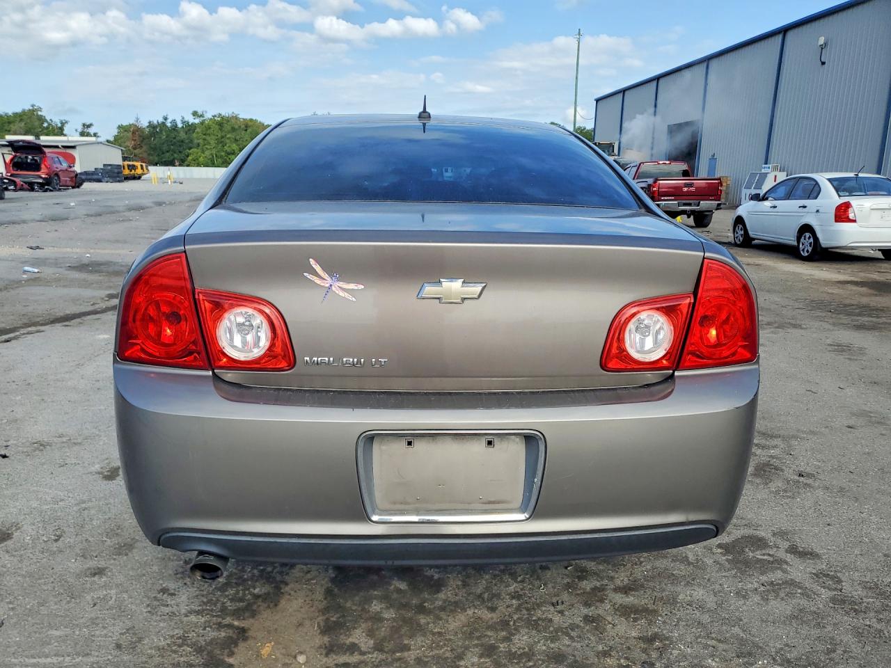 2011 CHEVROLET MALIBU 1LT photo 16