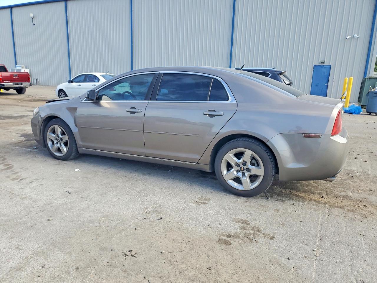 2011 CHEVROLET MALIBU 1LT photo 4