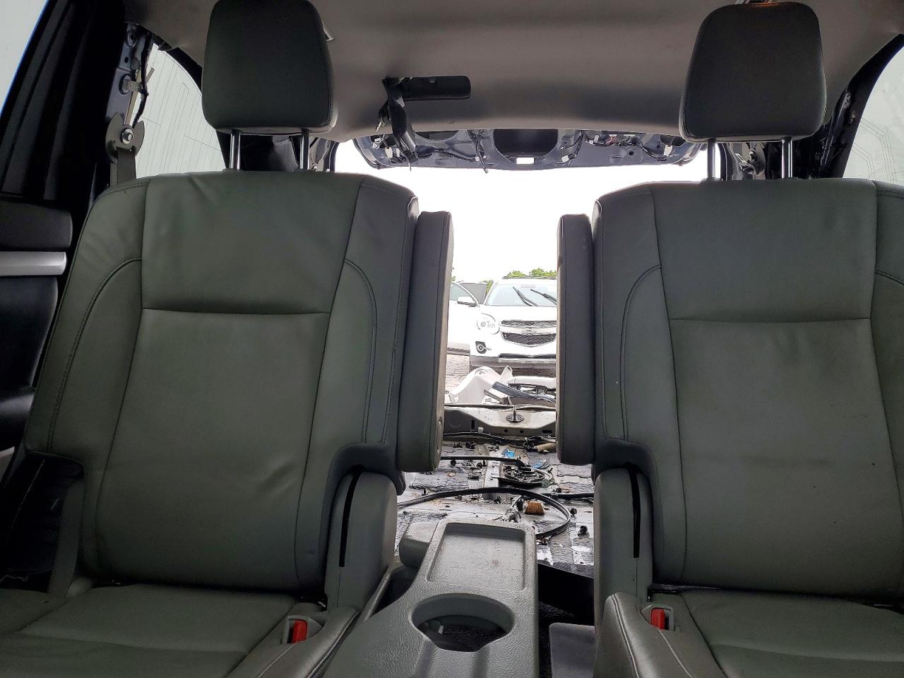 2018 TOYOTA HIGHLANDER XLE photo 19