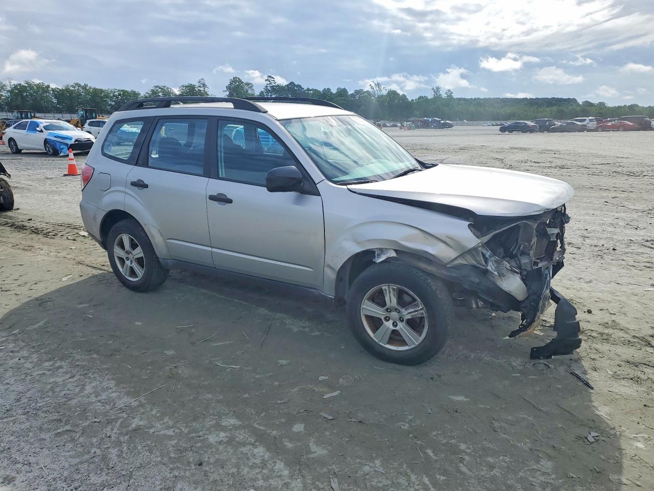 2011 SUBARU FORESTER 2.5X photo 4