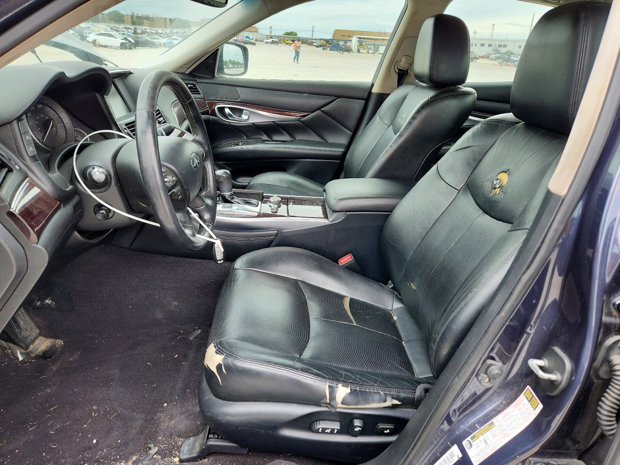 2011 INFINITI M37 BASE photo 7