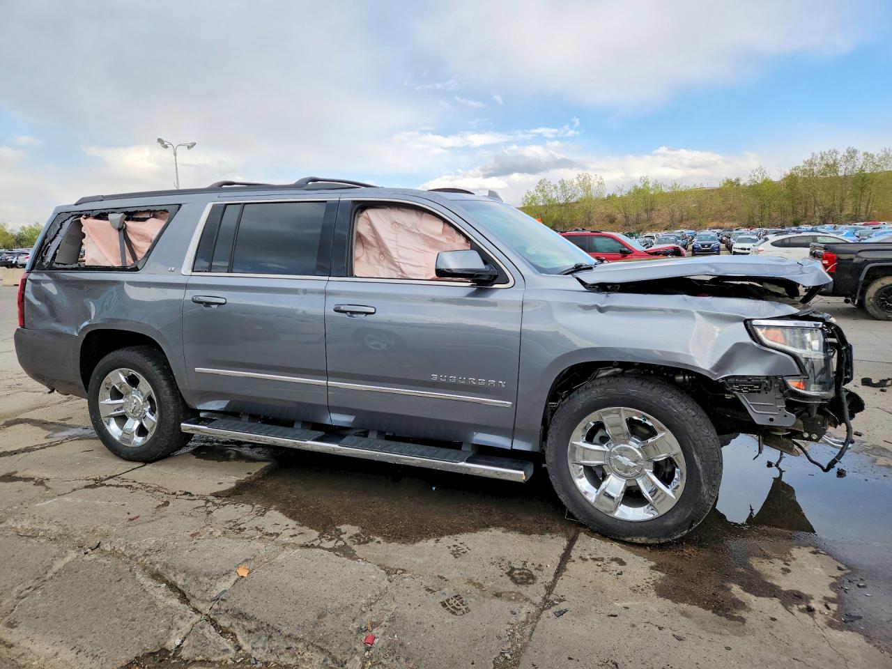 2018 CHEVROLET SUBURBAN K1500 LT photo 7
