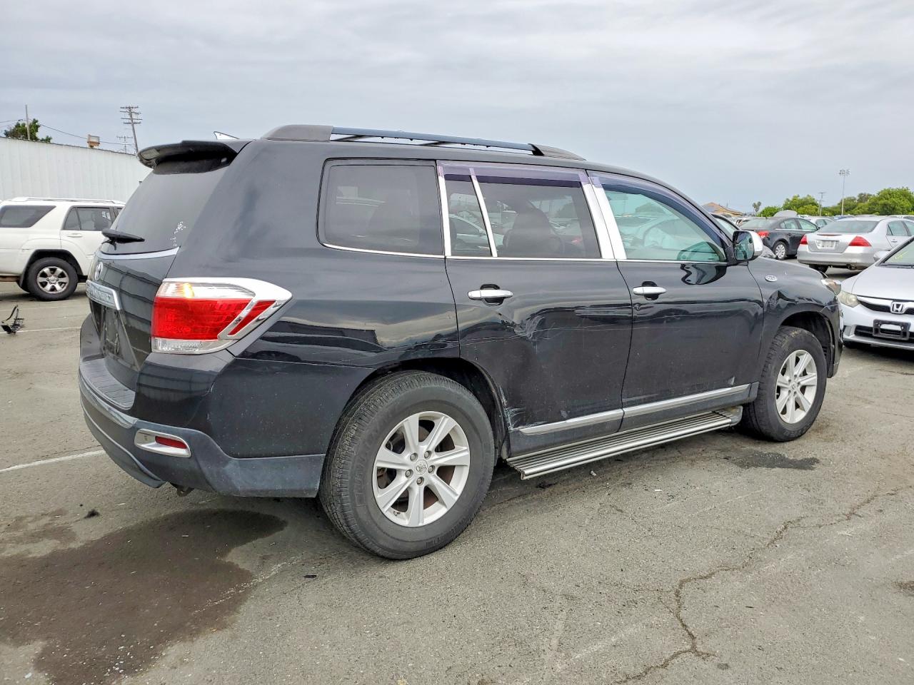 2013 TOYOTA HIGHLANDER PLUS photo 7