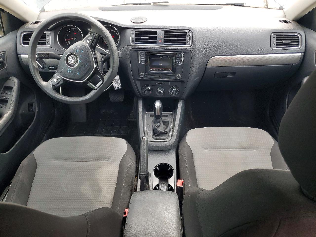 2017 VOLKSWAGEN JETTA S photo 22