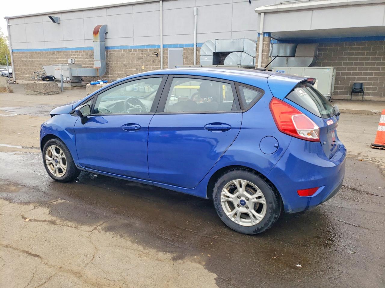 2018 FORD FIESTA SE photo 3