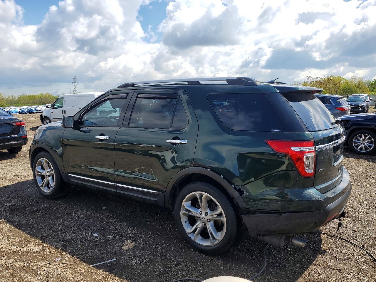 2013 FORD EXPLORER XLT photo 2