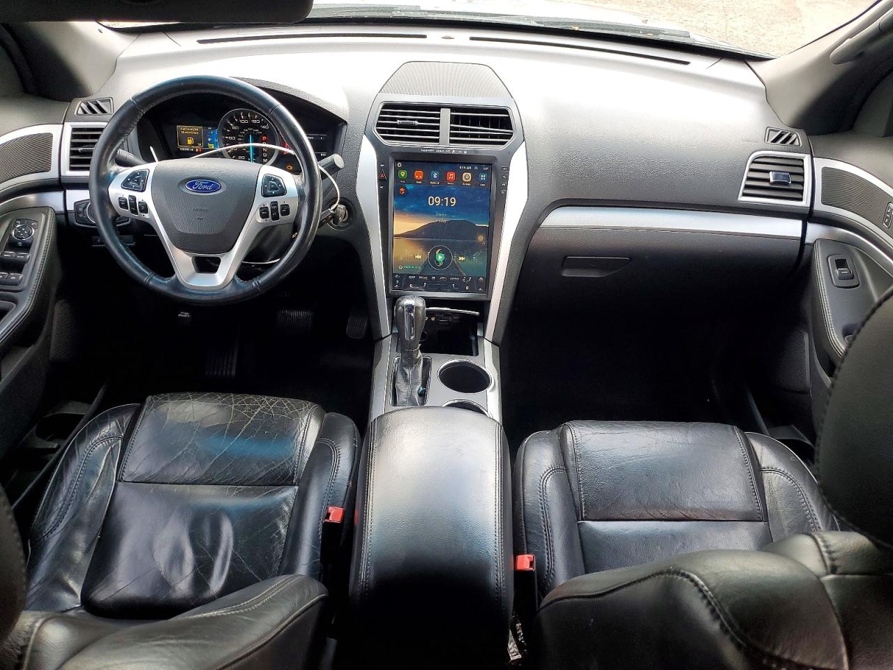 2013 FORD EXPLORER XLT photo 8
