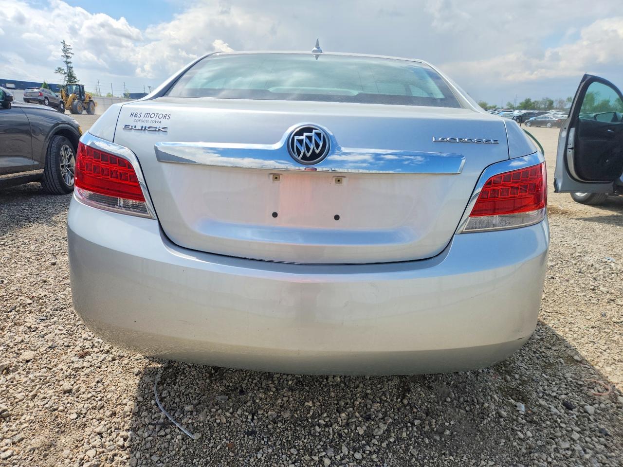 2010 BUICK LACROSSE CX photo 11