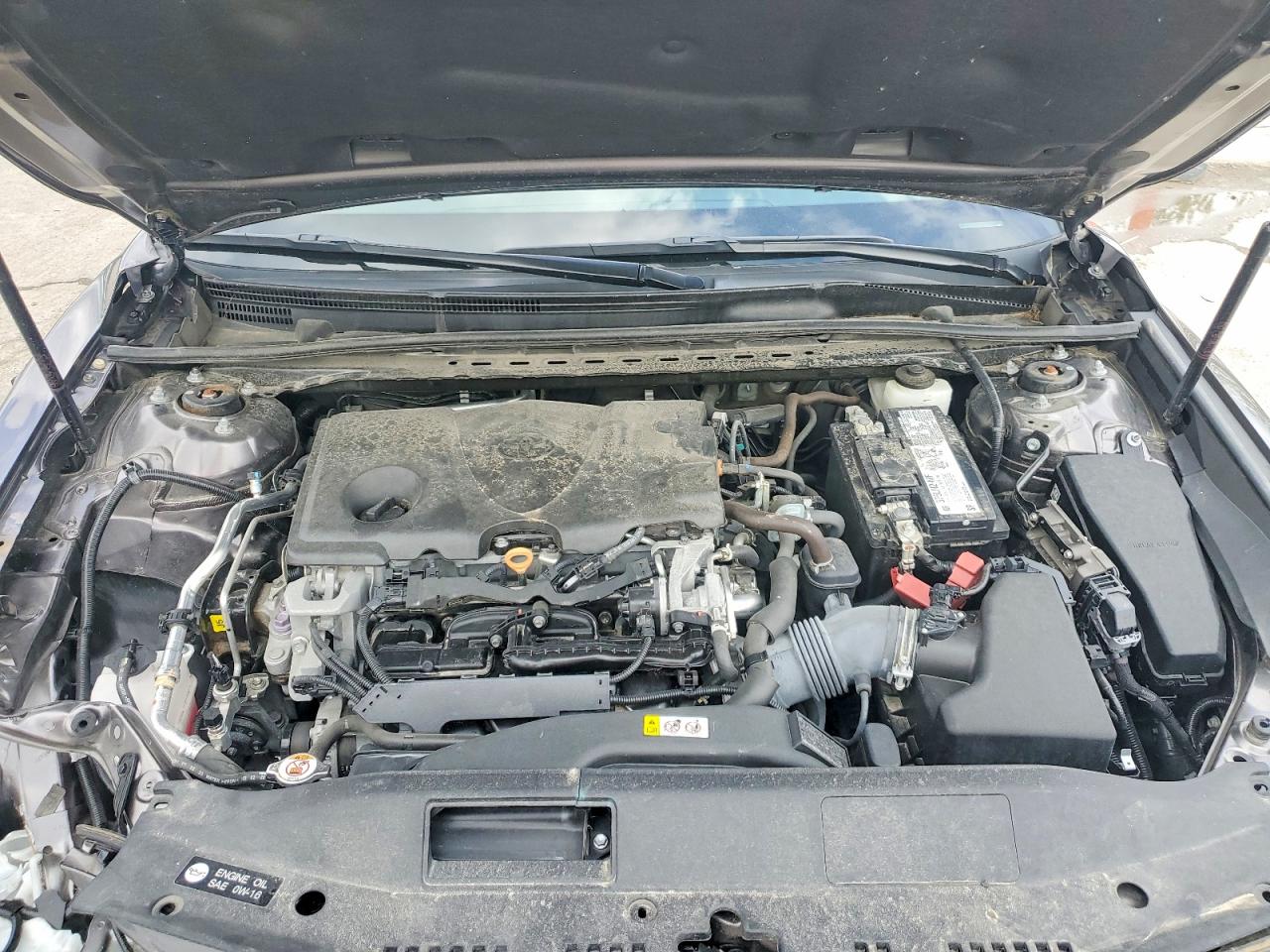 2020 TOYOTA CAMRY LE photo 11