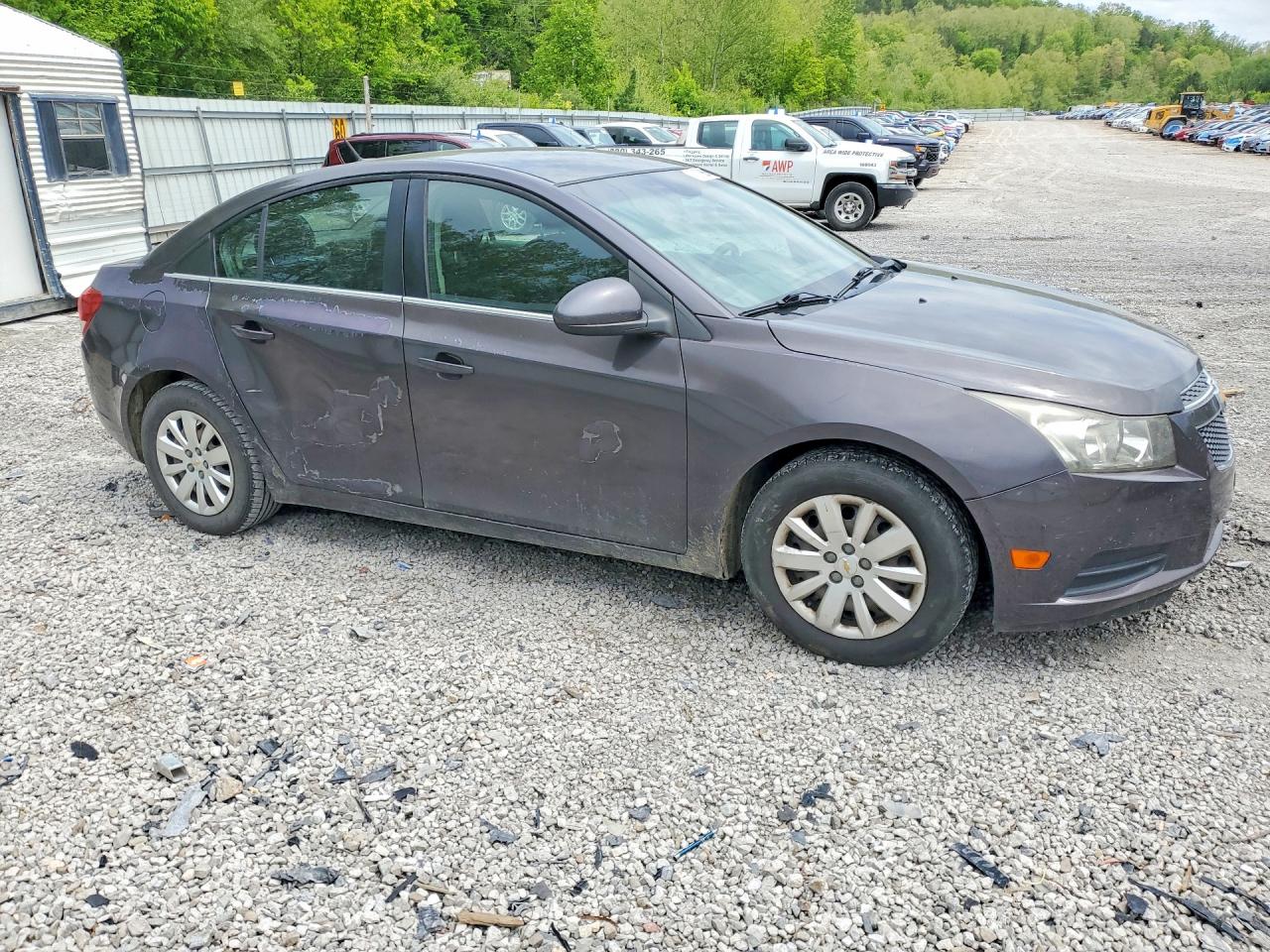 2011 CHEVROLET CRUZE LT photo 4