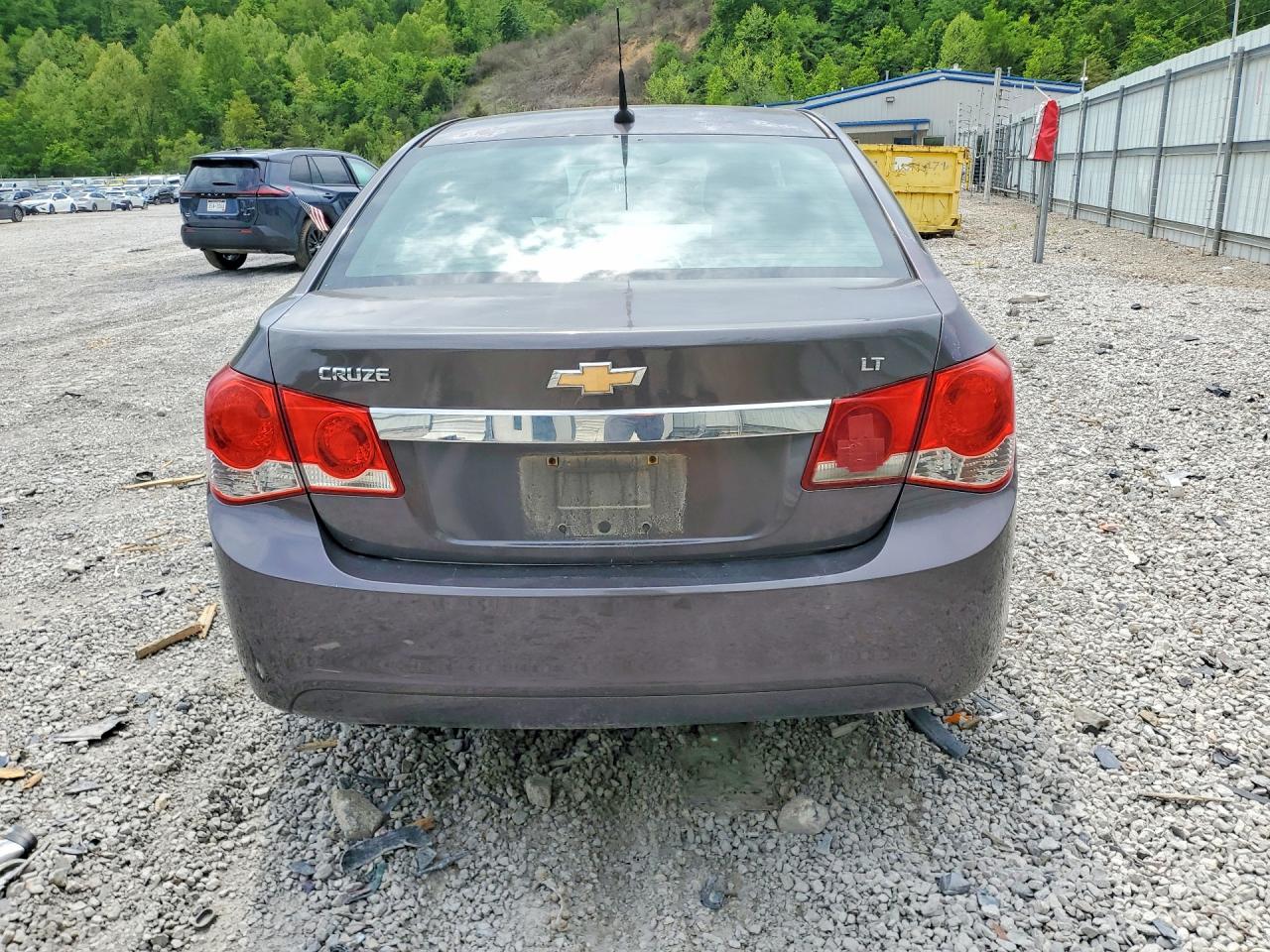 2011 CHEVROLET CRUZE LT photo 6