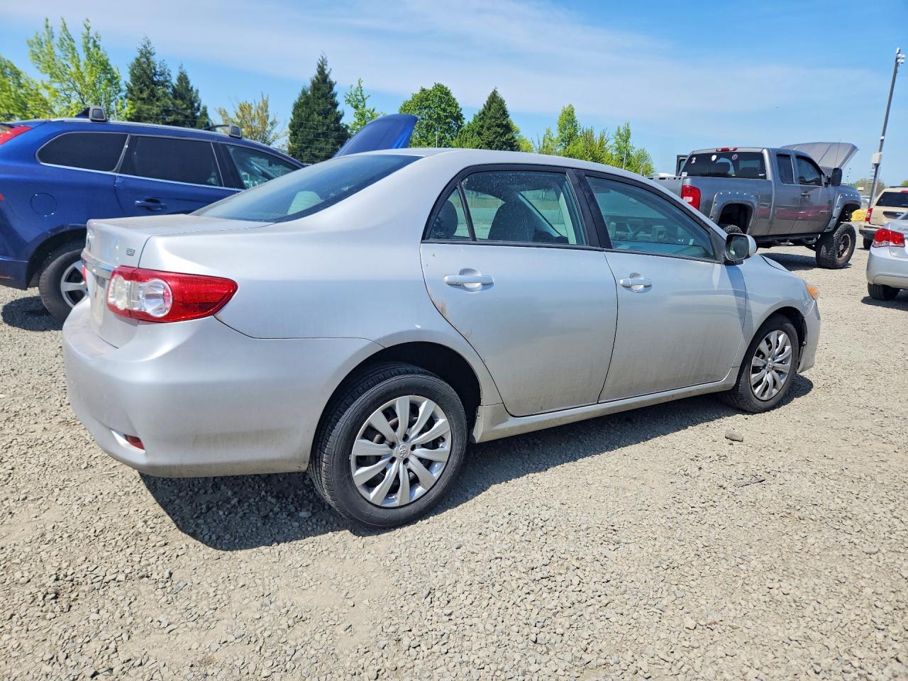 2012 TOYOTA COROLLA LE photo 5