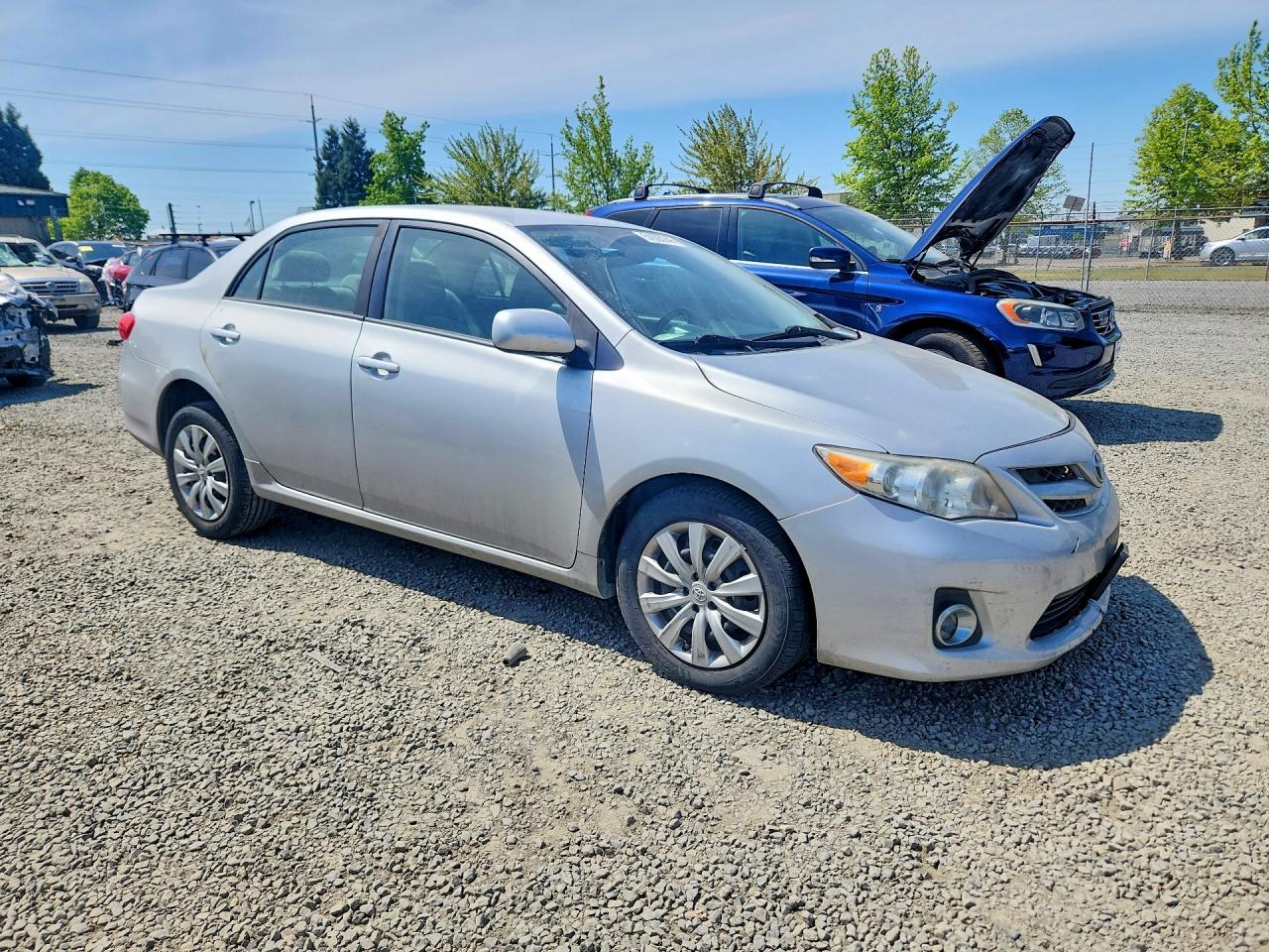 2012 TOYOTA COROLLA LE photo 7