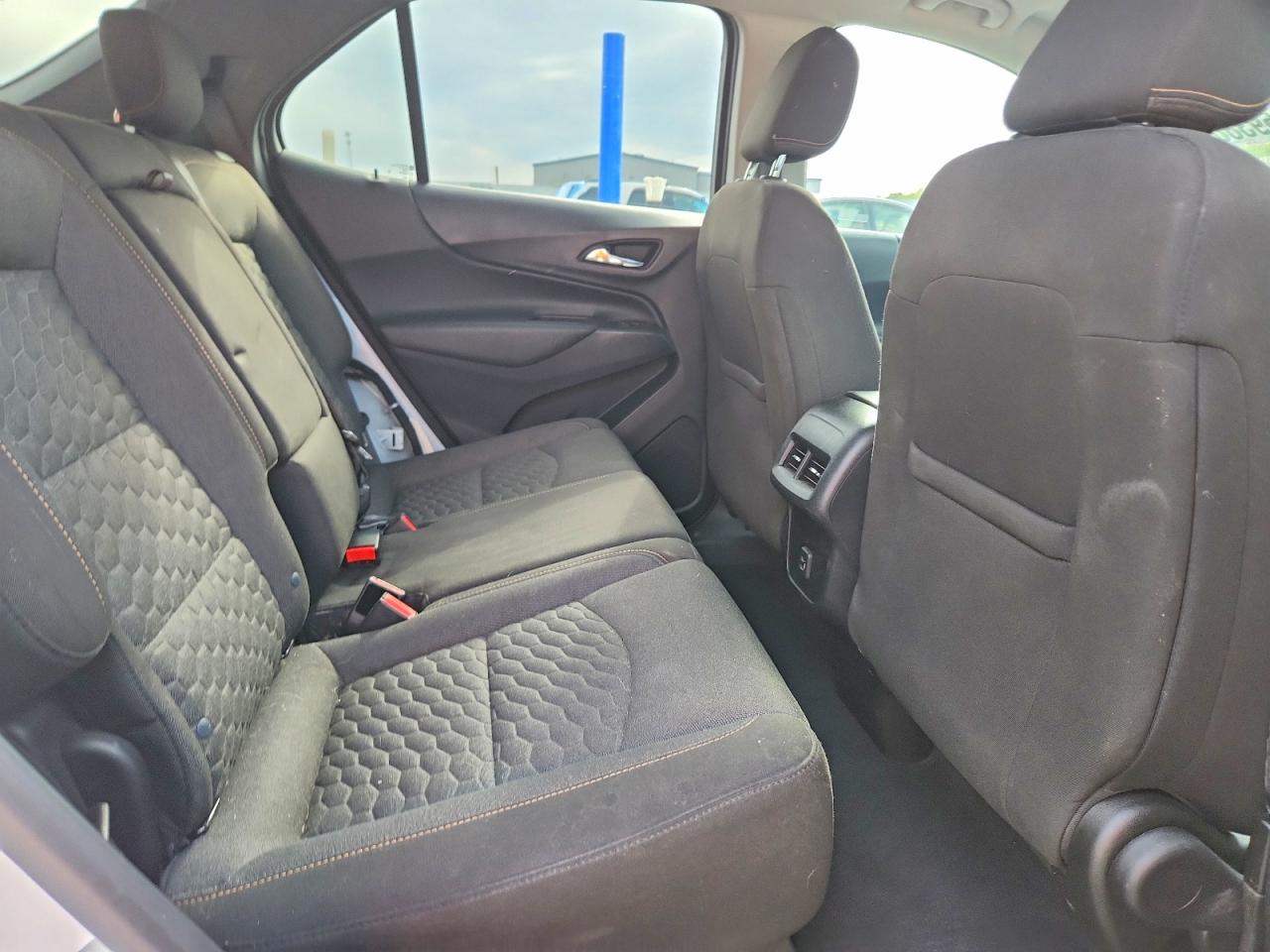 2020 CHEVROLET EQUINOX LT photo 31