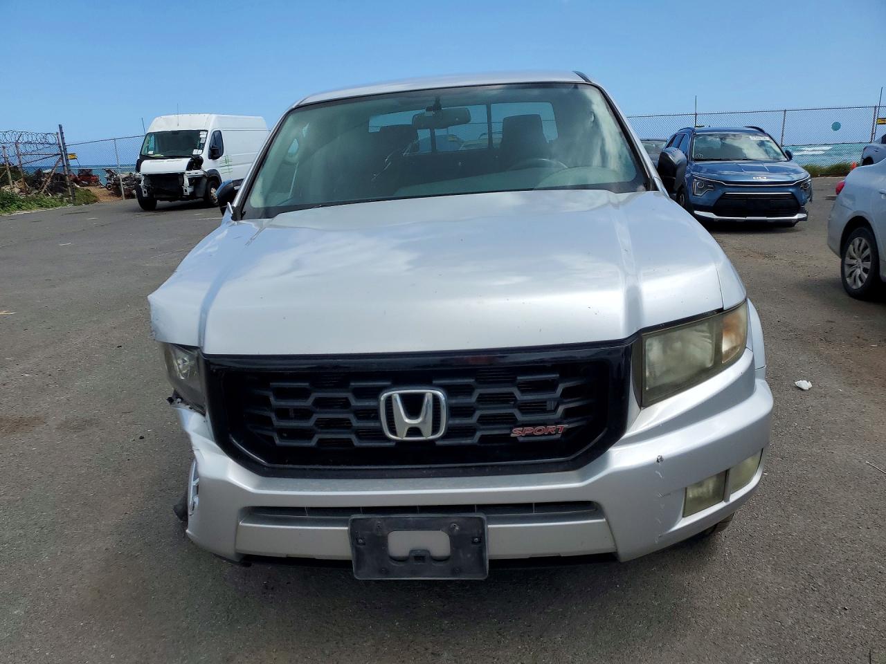 2013 HONDA RIDGELINE SPORT photo 9