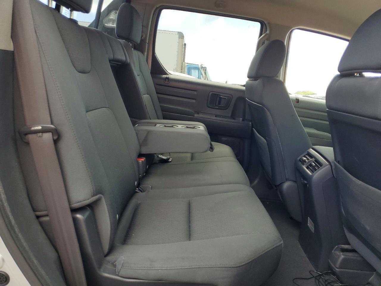 2013 HONDA RIDGELINE SPORT photo 19