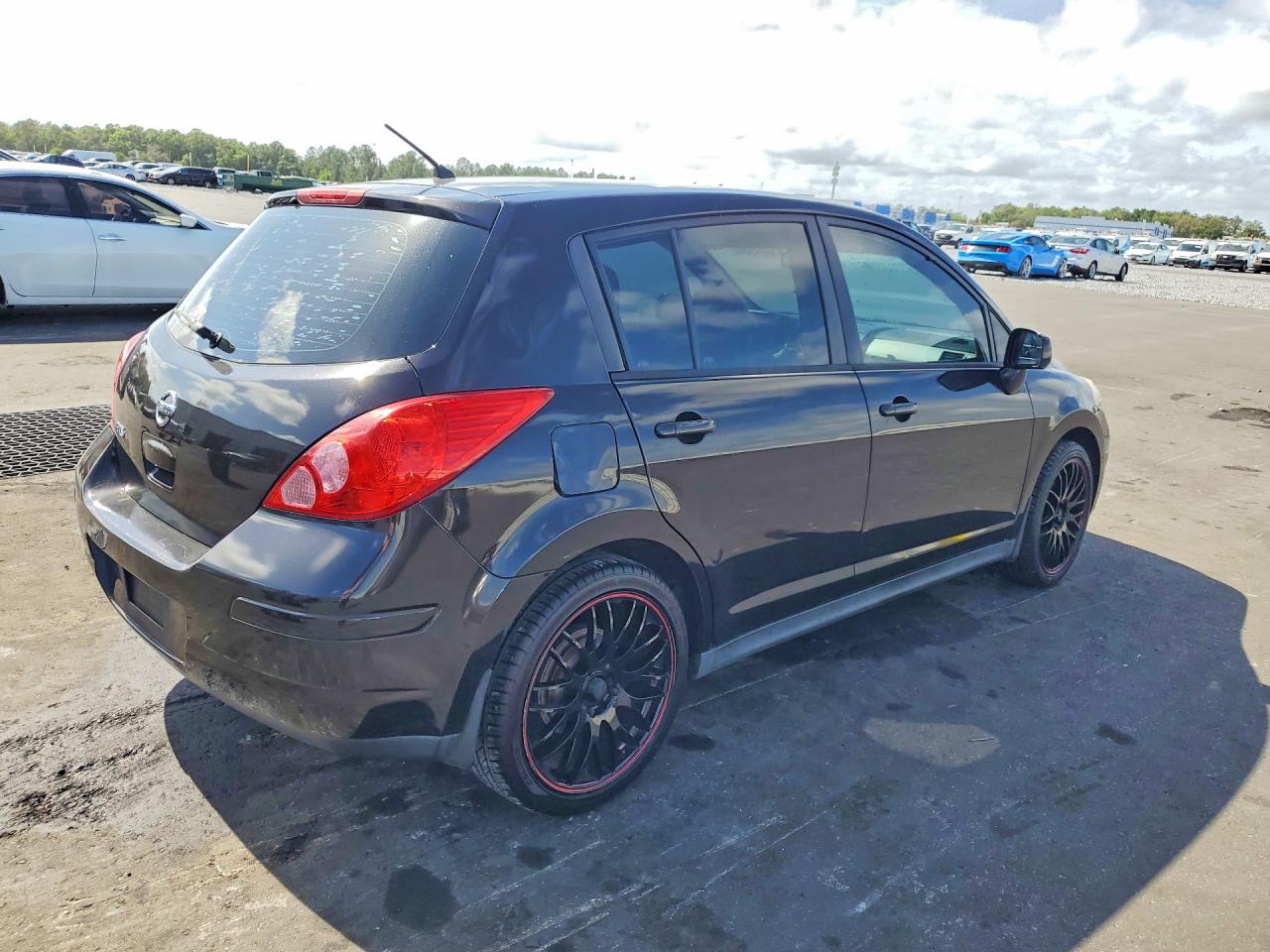2012 NISSAN VERSA 1.8 S photo 5