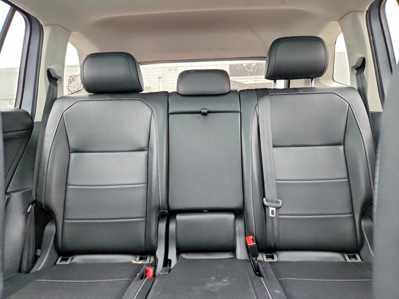 2021 VOLKSWAGEN TIGUAN SE photo 19